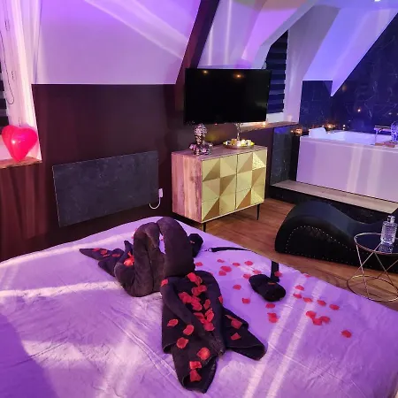 Caen, Tu M'aimes - Romantique